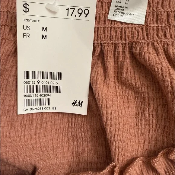 H&M Rusty Rose Off-Shoulder Smocked Crop Top - Picture 2 of 2